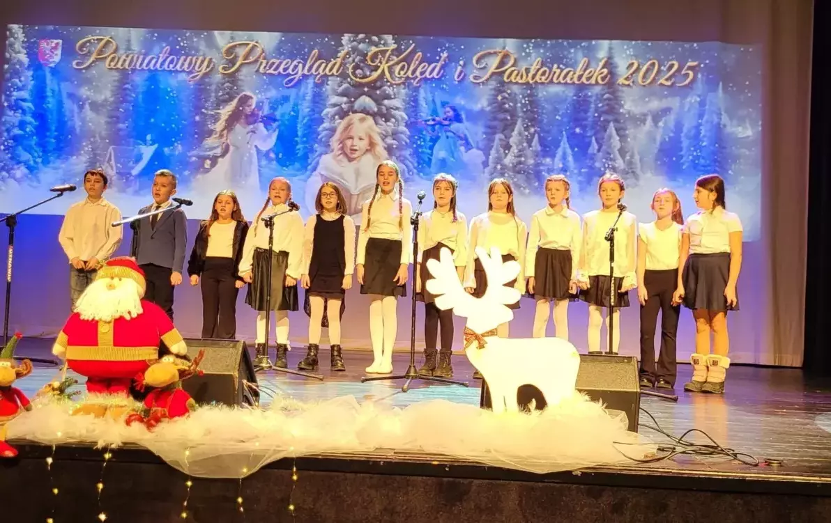 Zdjęcie do Vlll Powiatowy Przegląd Kolęd i Pastorałek